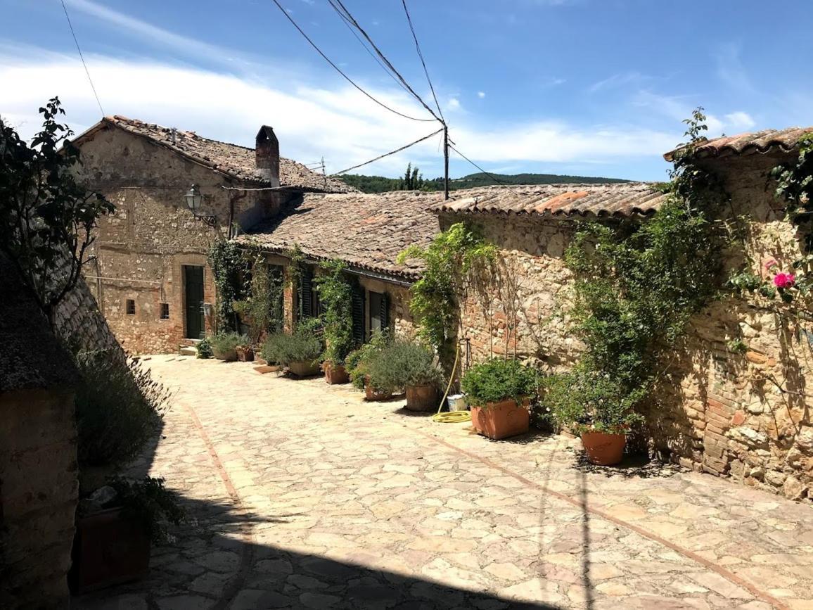 Il Borgo Di Olive Hotell Sismano Eksteriør bilde